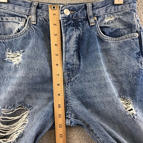 We The Free Women's High Rise  Distressed jean size 27 - Picture 6 of 10